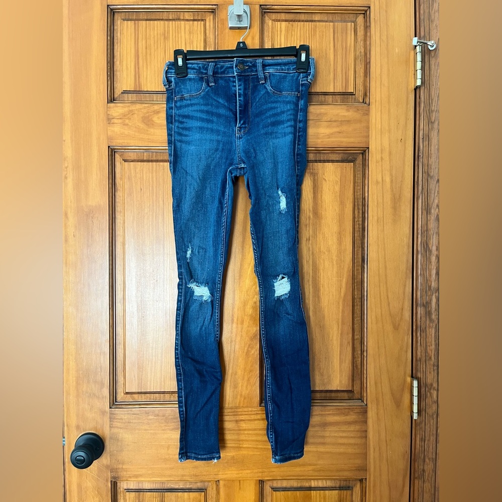 SIZE 3R HOLLISTER JEANS